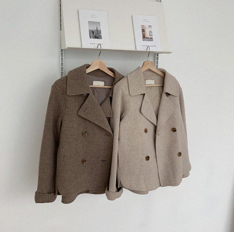 Classic Vintage & Enduringly Stylish Coat