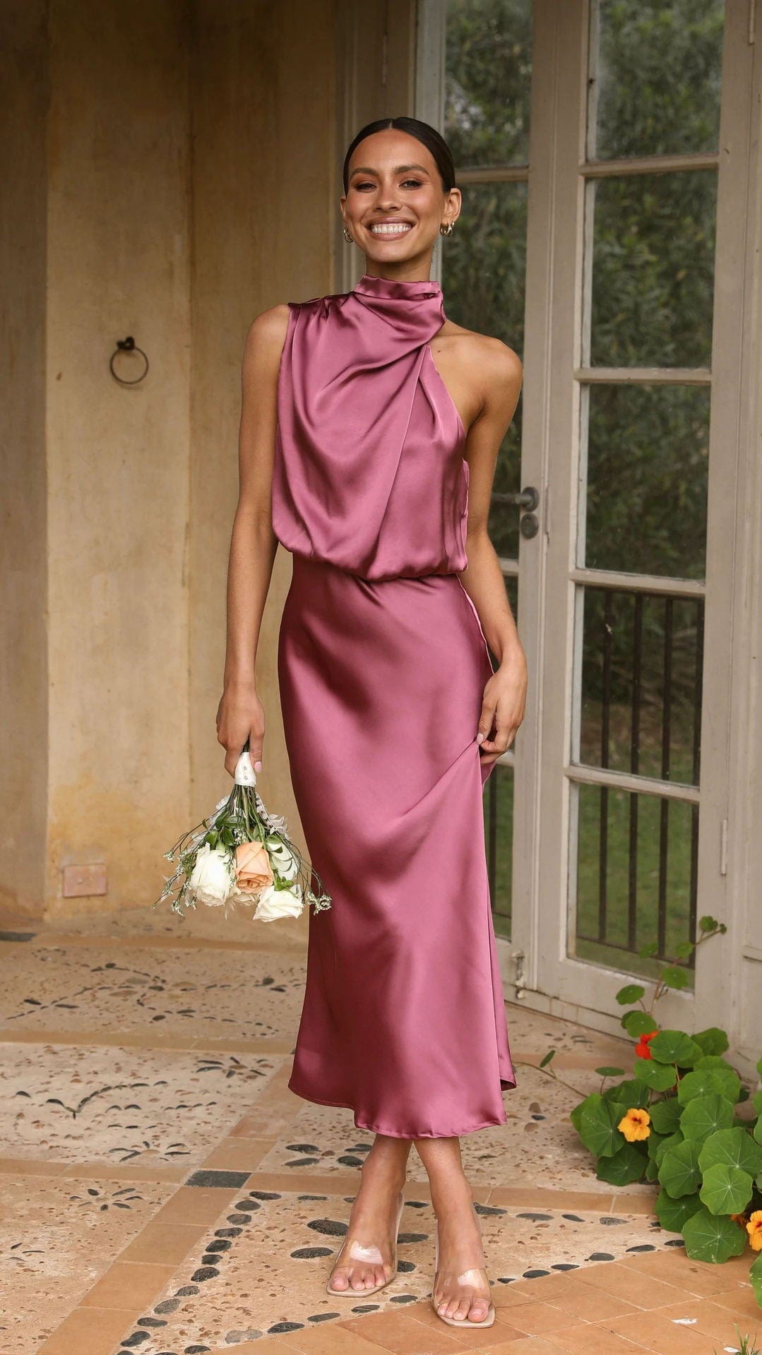 Sophisticated Dress with a Clean Classic Look