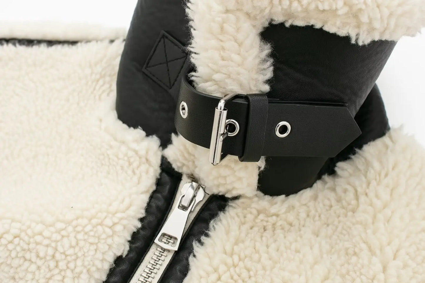 Gracefully Styled Coat for Any Occasion