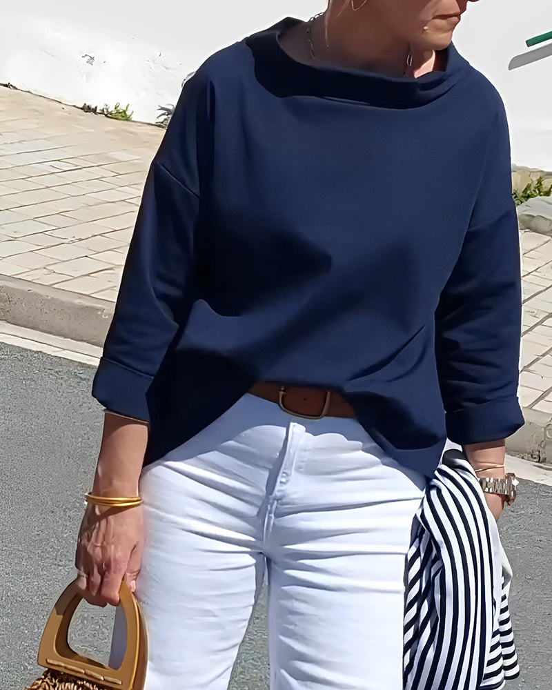 Effortlessly Elegant Top with a Timeless Design