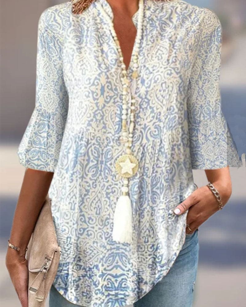 Classic Vintage Blouse with a Flattering Fit