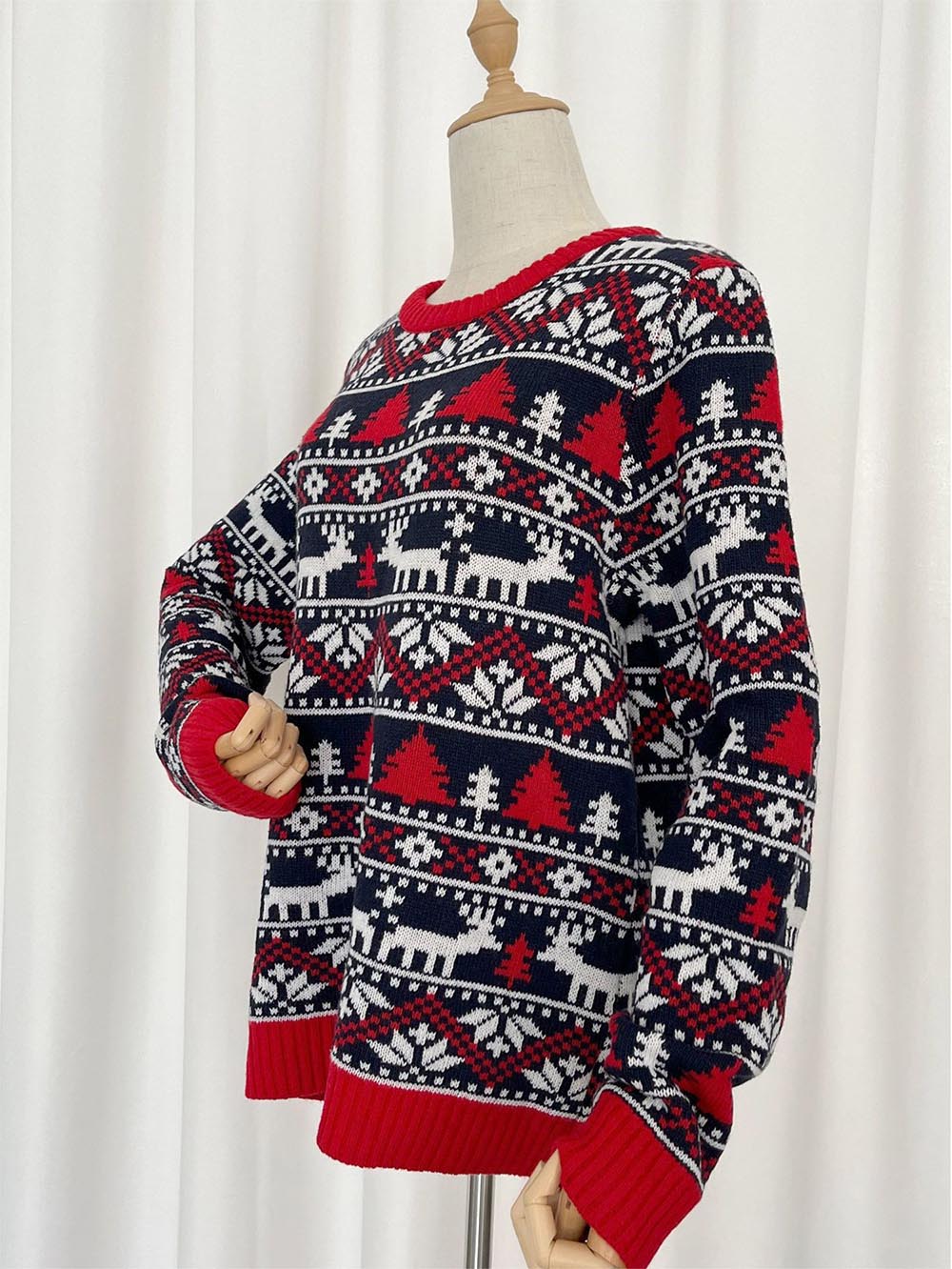 Classic Vintage Sweater with a Flattering Fit