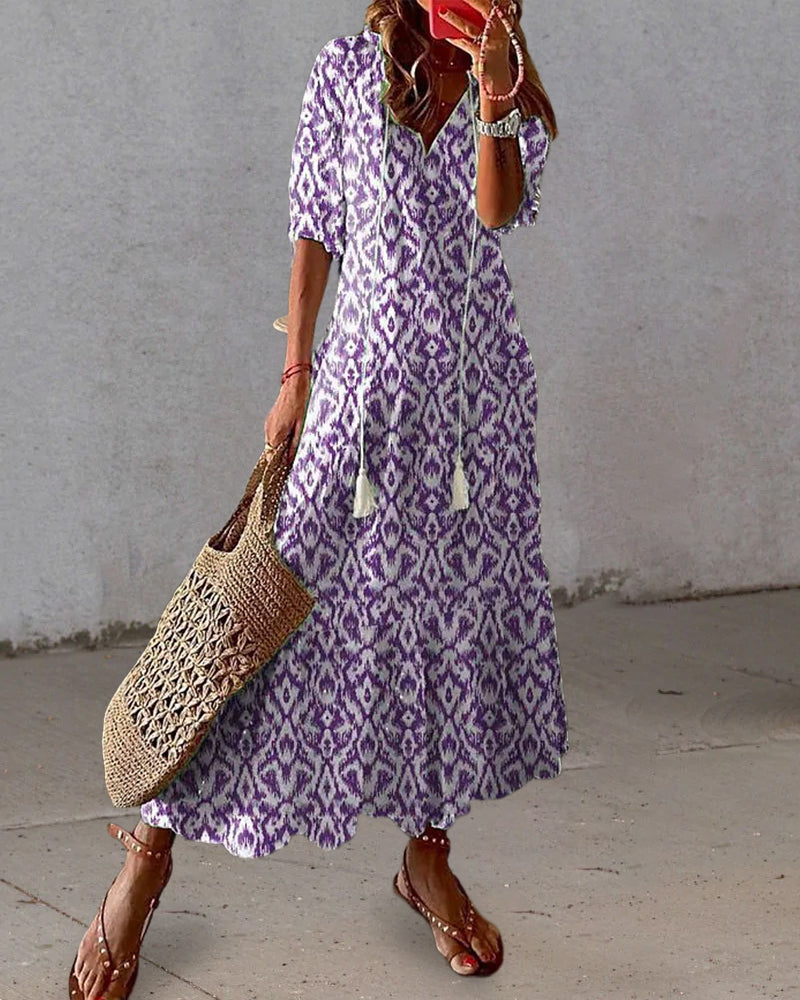Beautifully Finished Dress in a Timeless Design