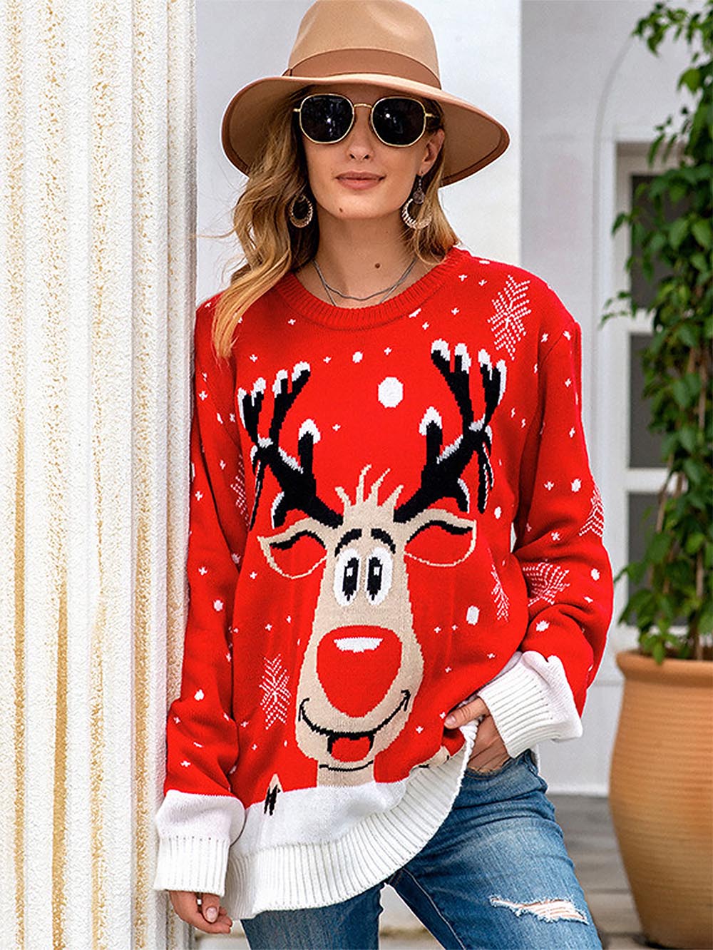 Classic Vintage Sweater with a Flattering Fit