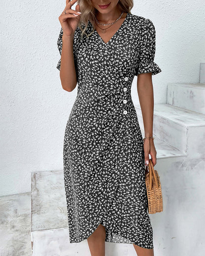 Well Tailored Dress with a Graceful Silhouette