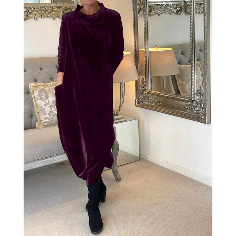Classic Vintage & Enduringly Stylish Dress