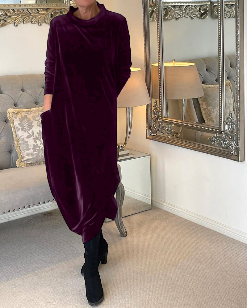 Classic Vintage Dress with a Flattering Fit