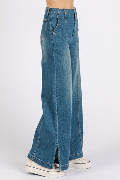 Classic Vintage Garment with a Flattering Fit