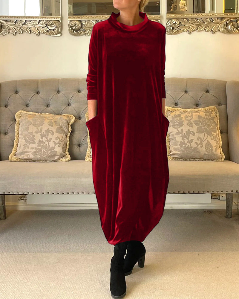 Classic Vintage Dress with a Flattering Fit