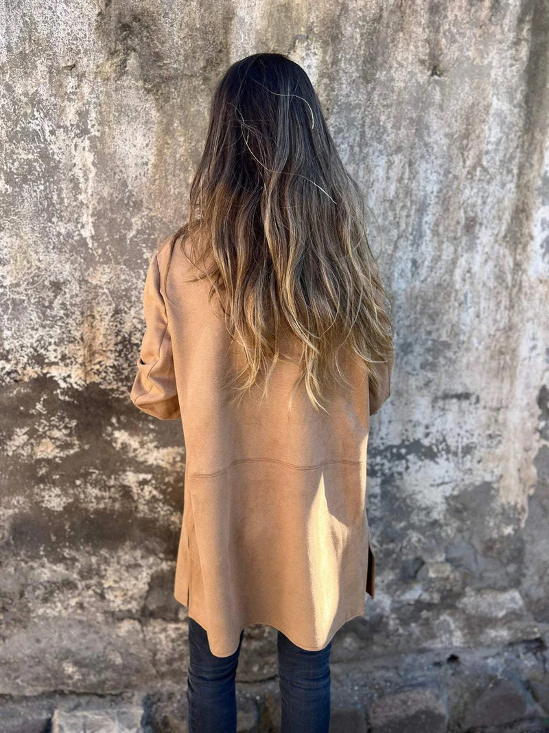 Elegantly Styled Coat for Everyday Wear
