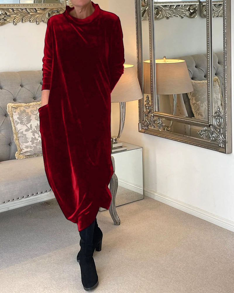 Classic Vintage Dress with a Flattering Fit