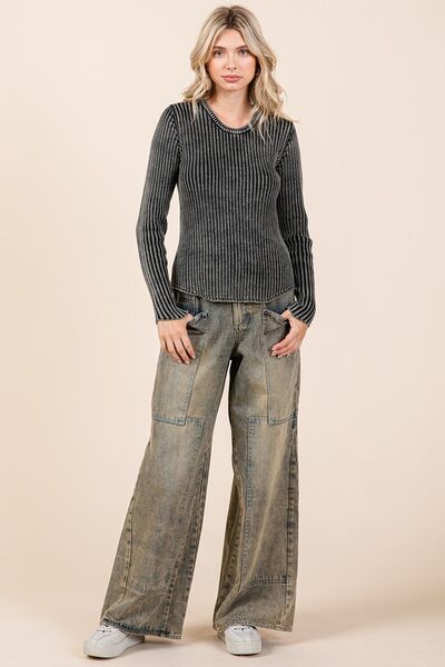 Well Tailored Garment with a Graceful Silhouette