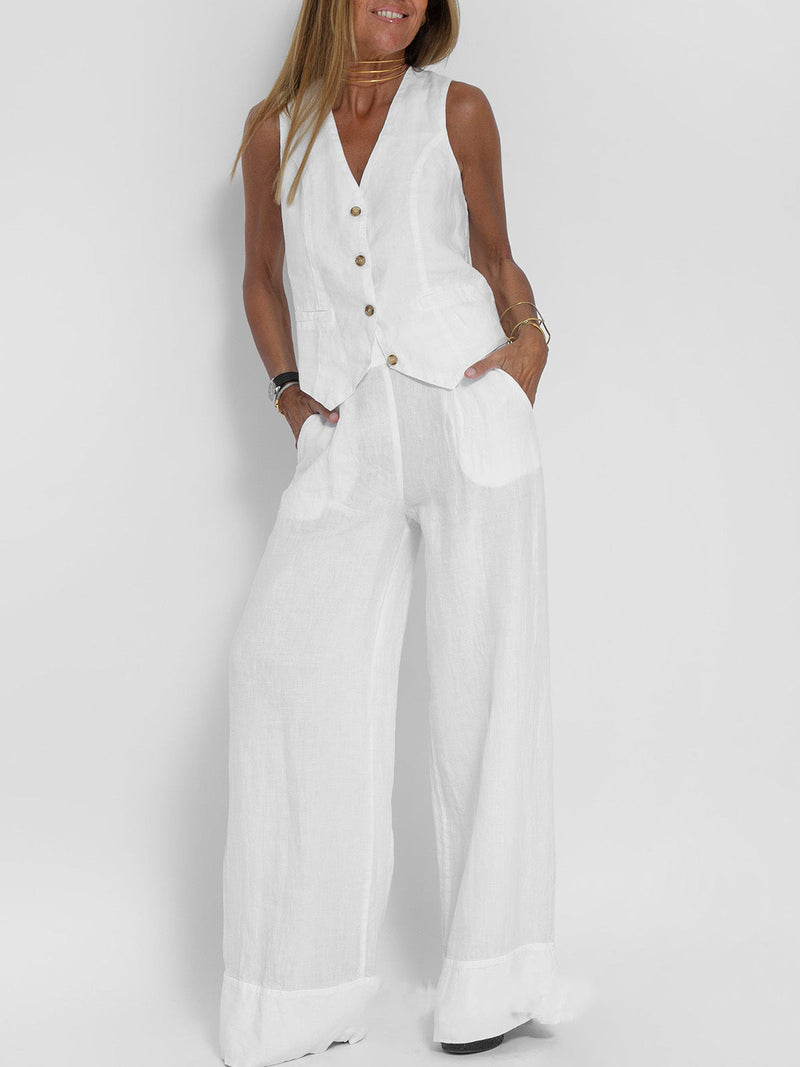 Well Tailored Trousers with a Graceful Silhouette