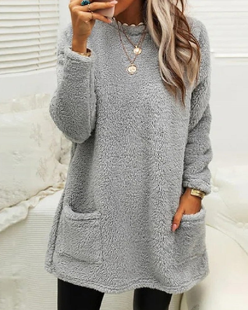 Effortlessly Elegant Sweater with a Timeless Design