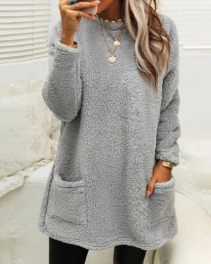 Effortlessly Elegant Sweater with a Timeless Design