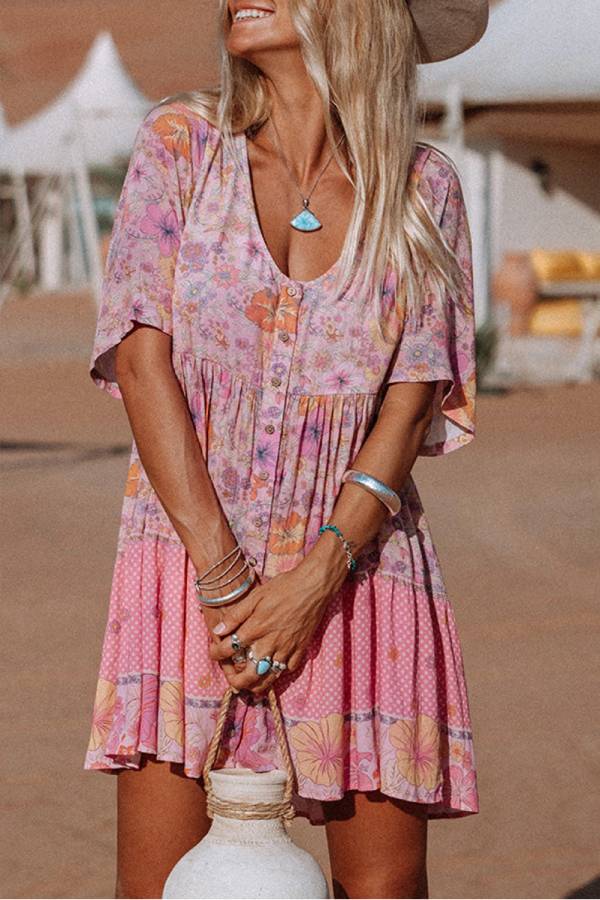 Sophisticated Dress with a Clean Classic Look