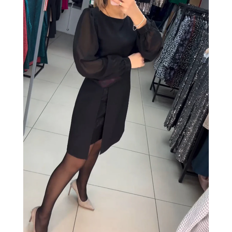 Well Tailored Dress with a Graceful Silhouette