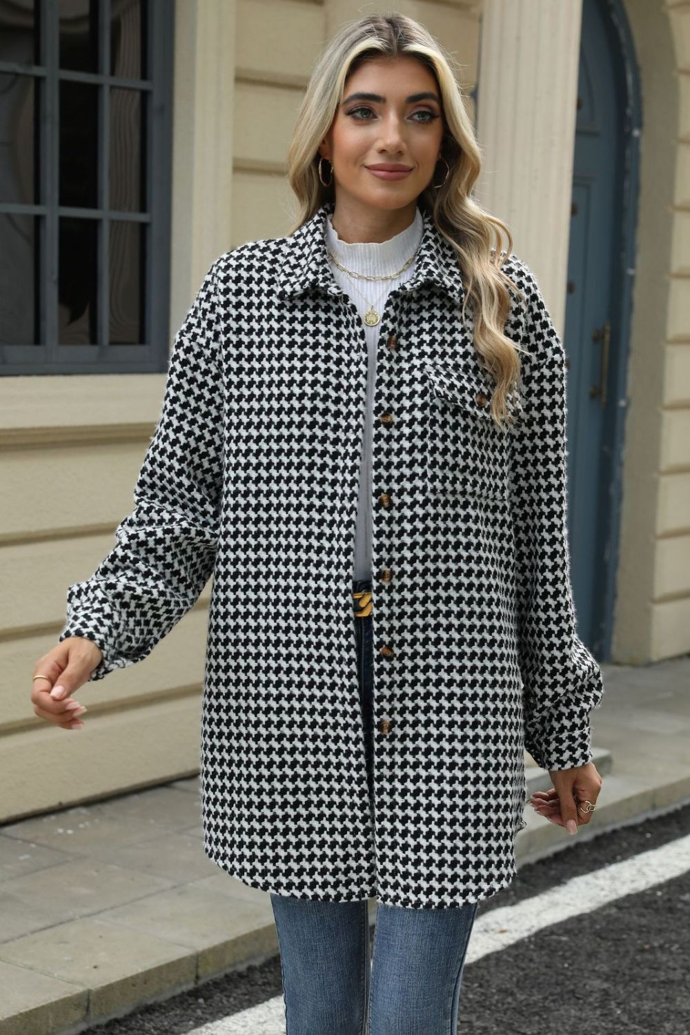 Sophisticated Coat with a Clean Classic Look