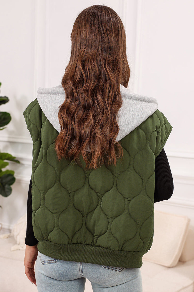 Beautifully Crafted Cardigan in a Classic Style