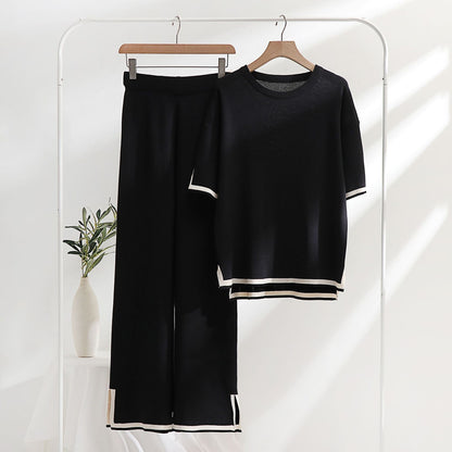 Classic Vintage Trousers with a Flattering Fit