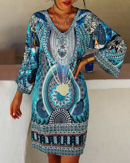 Classic Vintage & Enduringly Stylish Dress