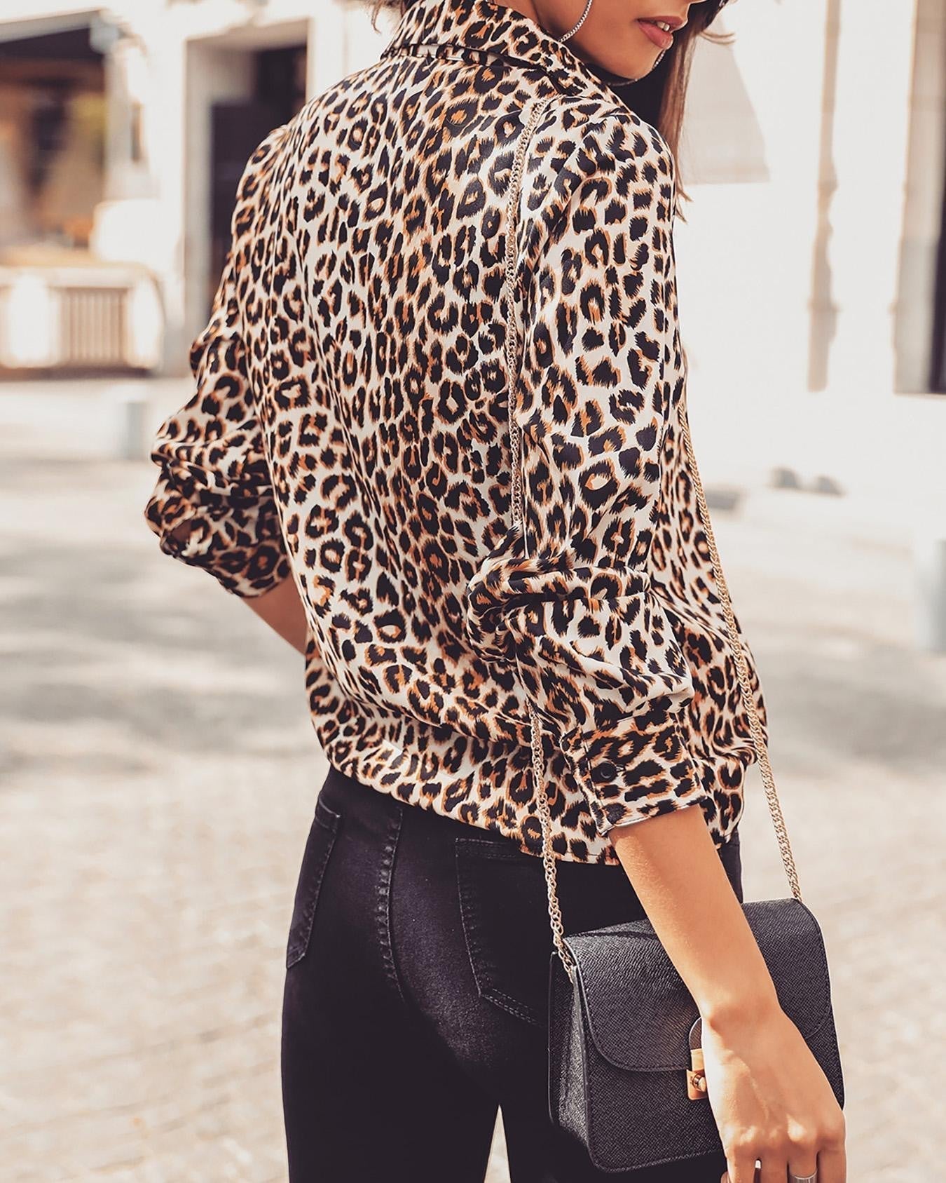 Beautifully Crafted Blouse in a Classic Style
