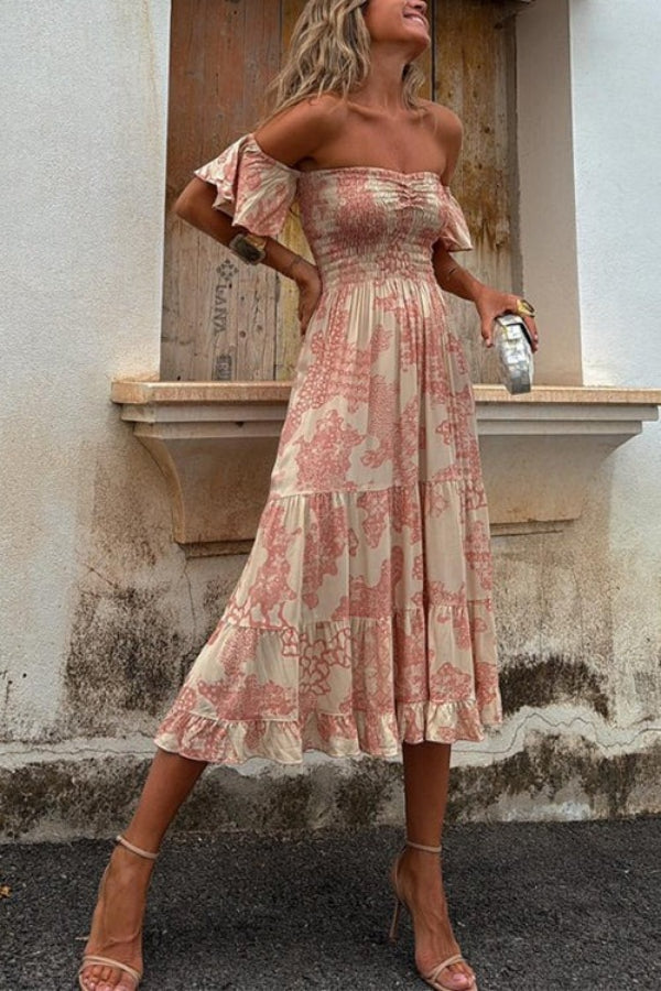Effortlessly Elegant Dress with a Timeless Design