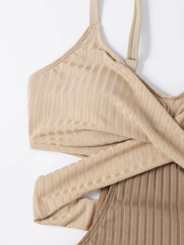 Classic Vintage Garment with a Flattering Fit