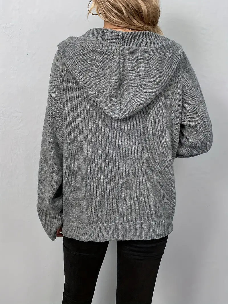 Effortlessly Elegant Cardigan with a Timeless Design