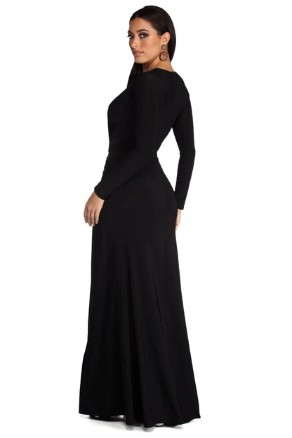 Classic Vintage Dress with a Flattering Fit