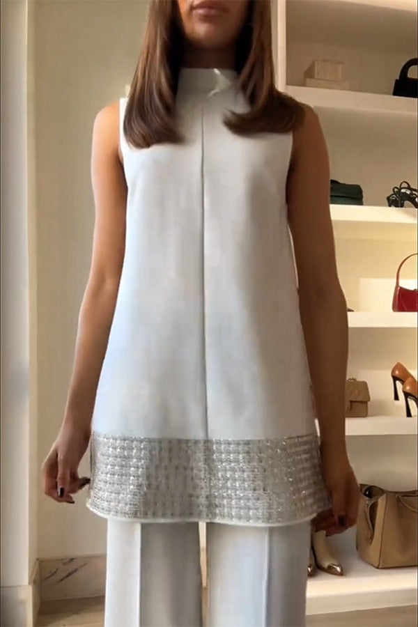 Well Tailored Top with a Graceful Silhouette