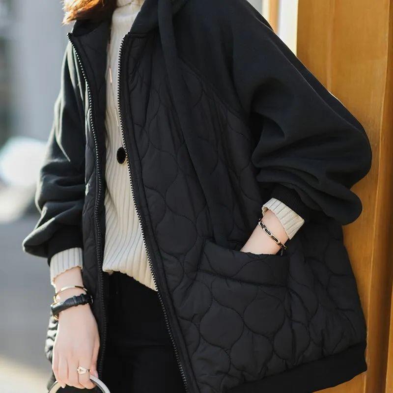 Elegantly Styled Jacket for Everyday Wear