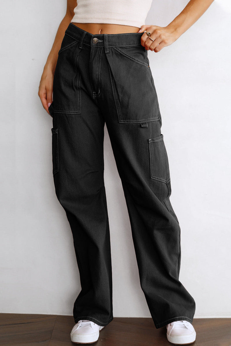Effortlessly Elegant Pants with a Timeless Design