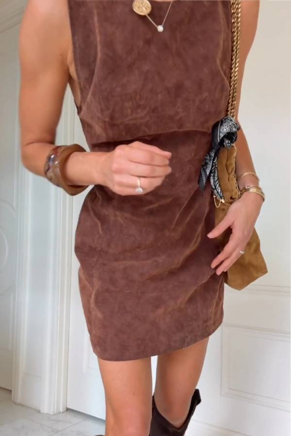 Gracefully Styled Dress for Any Occasion