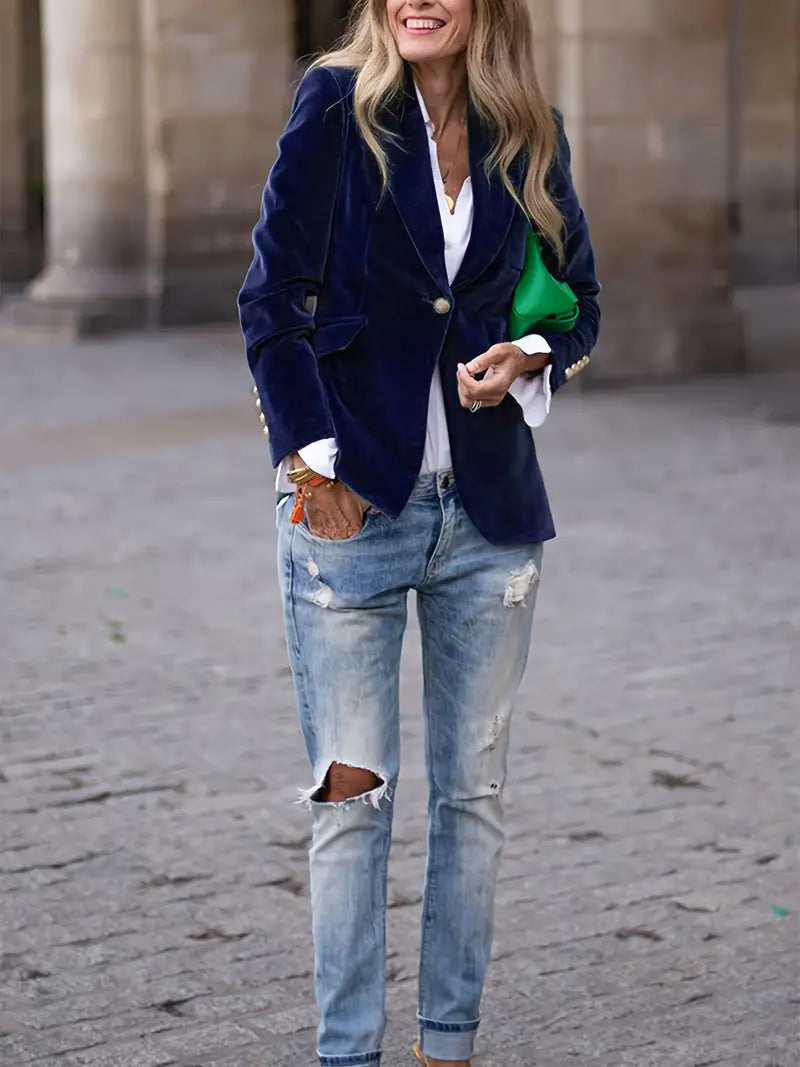 Well Tailored Garment with a Graceful Silhouette