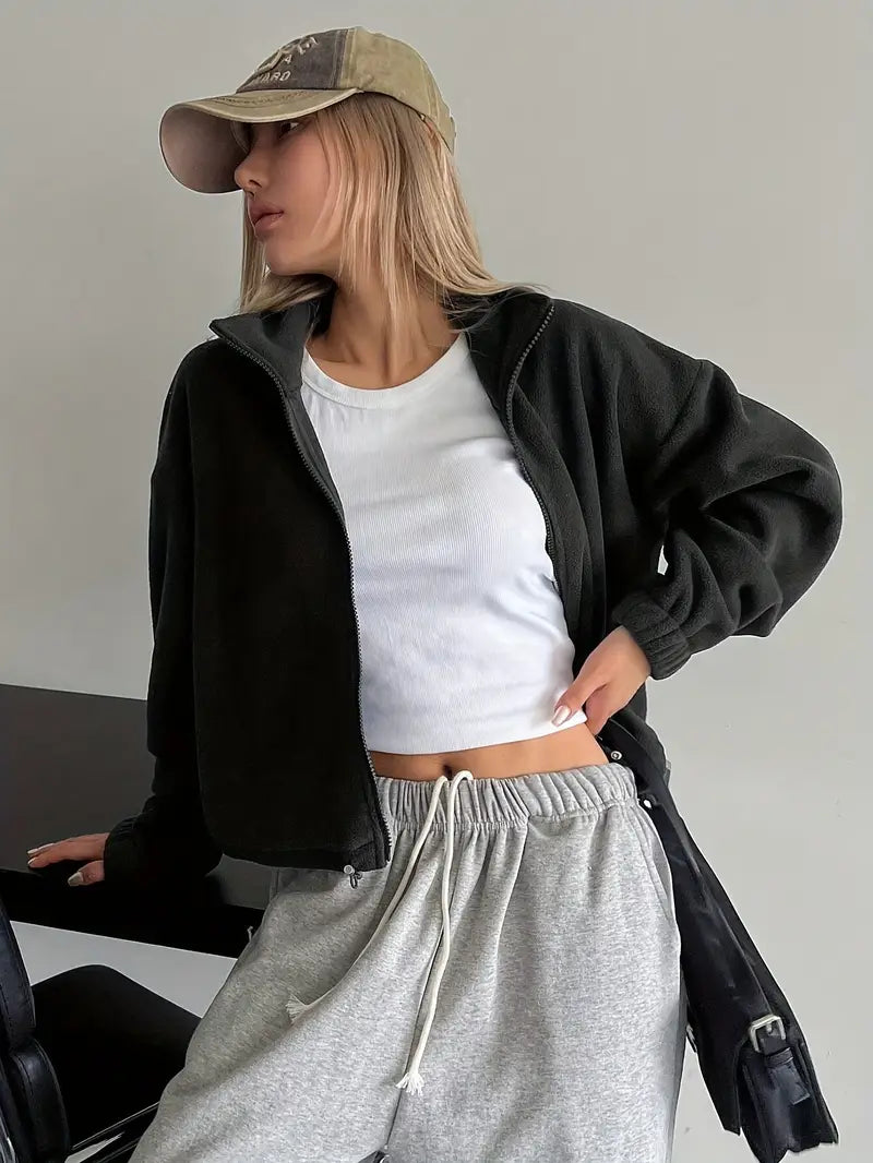 Well Tailored Jacket with a Graceful Silhouette