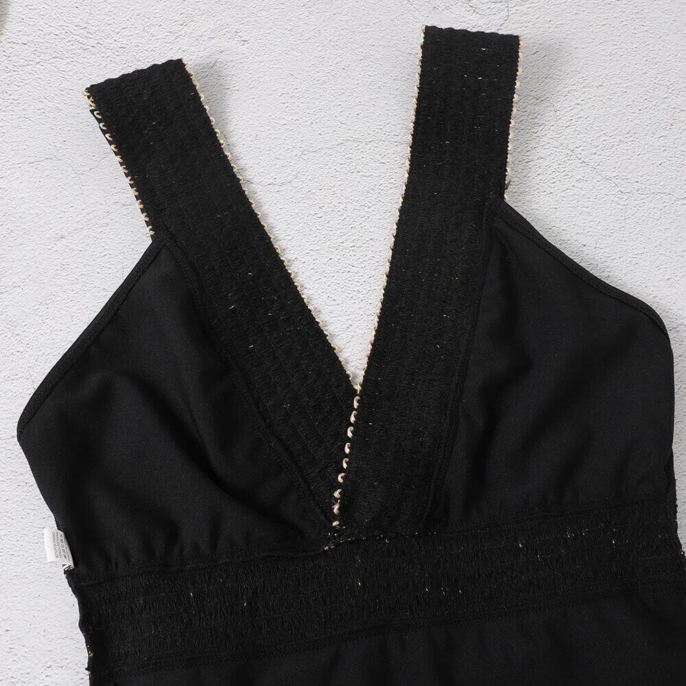Well Tailored Garment with a Graceful Silhouette