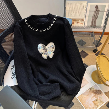 Kauniisti valmistettu Villapaita