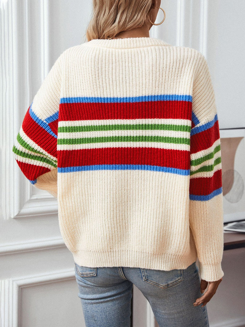 Well Tailored Sweater with a Graceful Silhouette