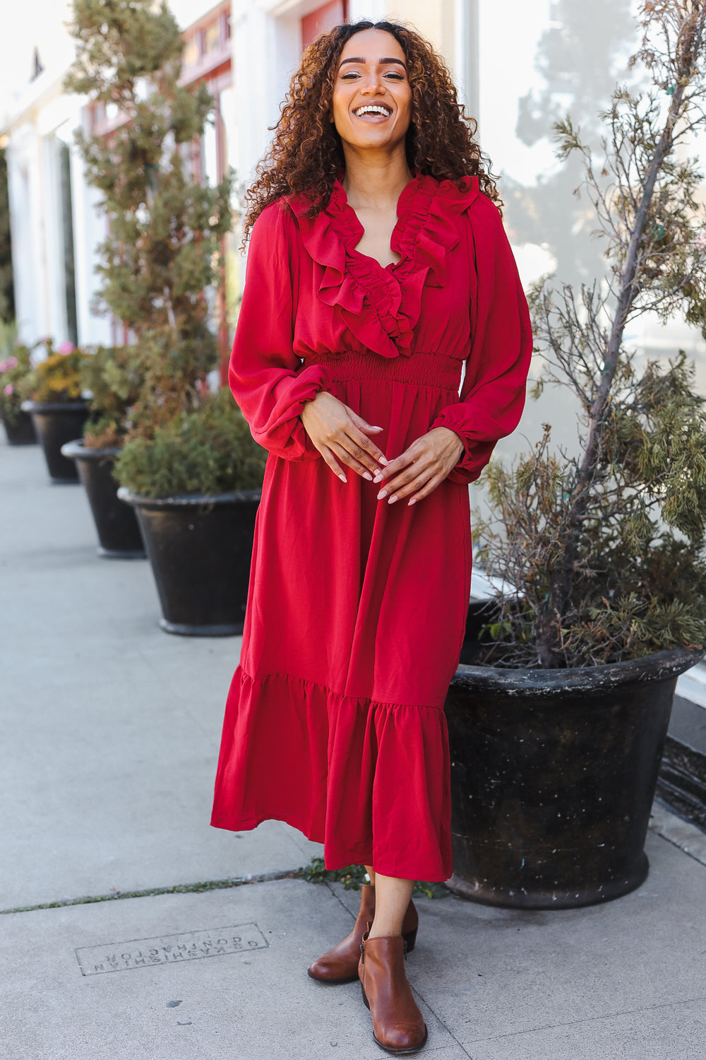 Beautifully Crafted Dress in a Classic Style