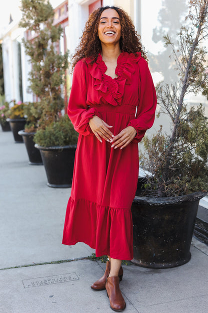 Beautifully Crafted Dress in a Classic Style