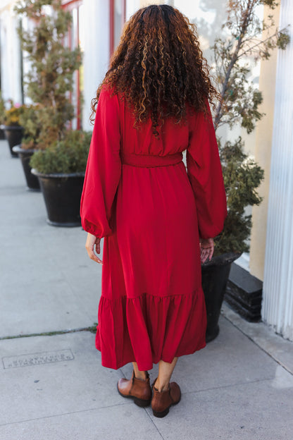 Beautifully Crafted Dress in a Classic Style