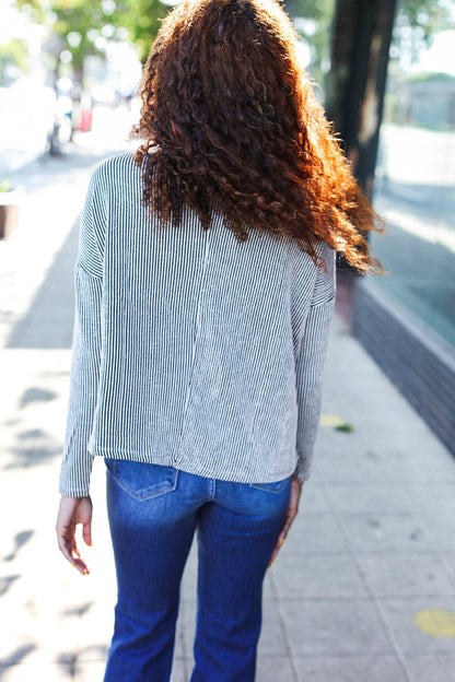 Classic Vintage Sweater with a Flattering Fit