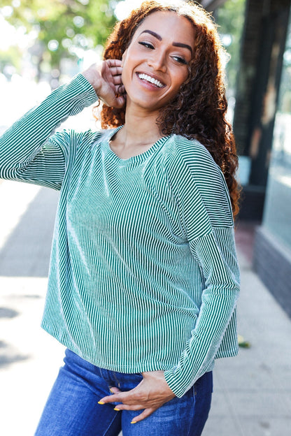 Well Tailored Top with a Graceful Silhouette