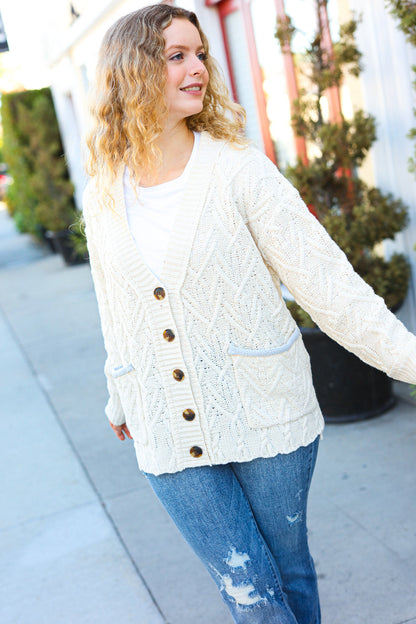Elegantly Styled Cardigan for Everyday Wear