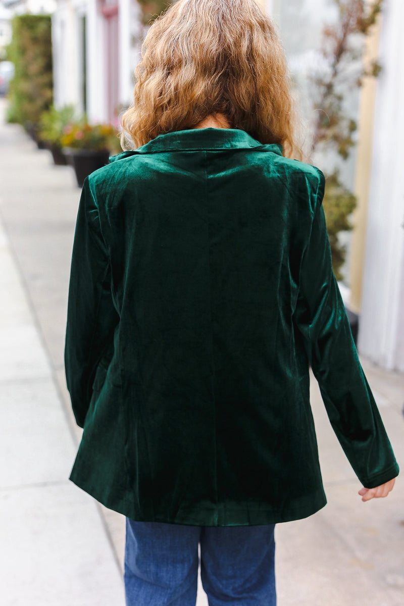 Beautifully Finished Garment in a Timeless Design