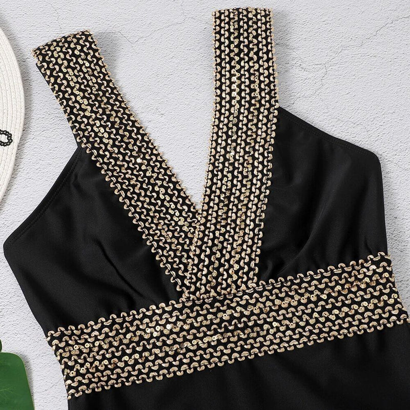 Well Tailored Garment with a Graceful Silhouette