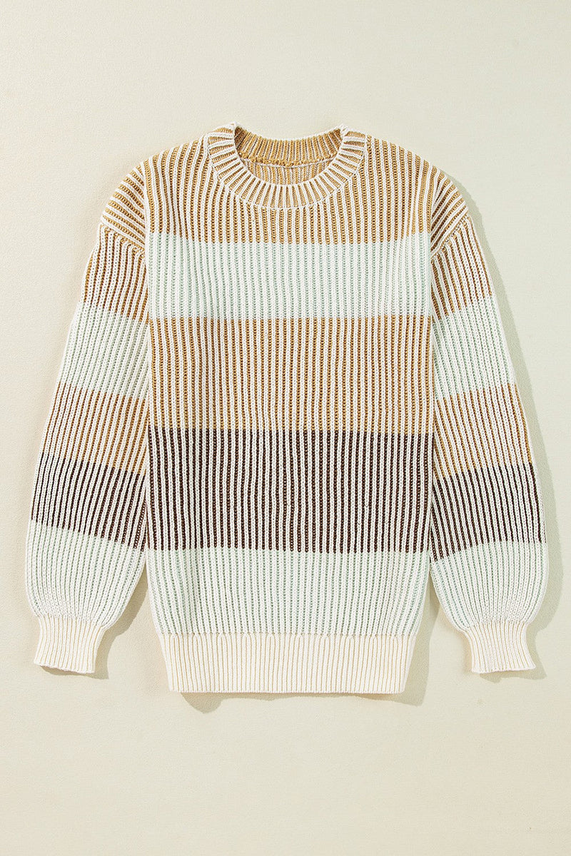 Well Tailored Sweater with a Graceful Silhouette