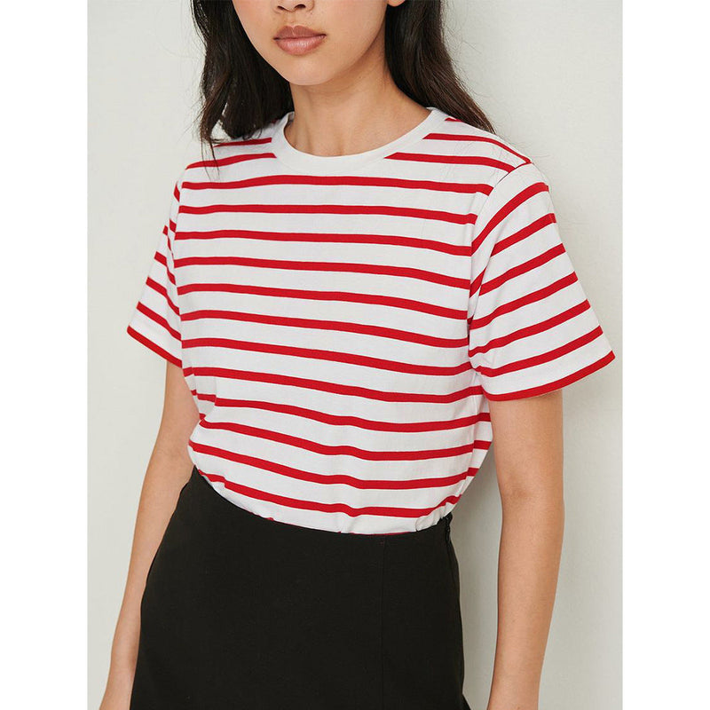 Gracefully Styled T-Shirt for Any Occasion