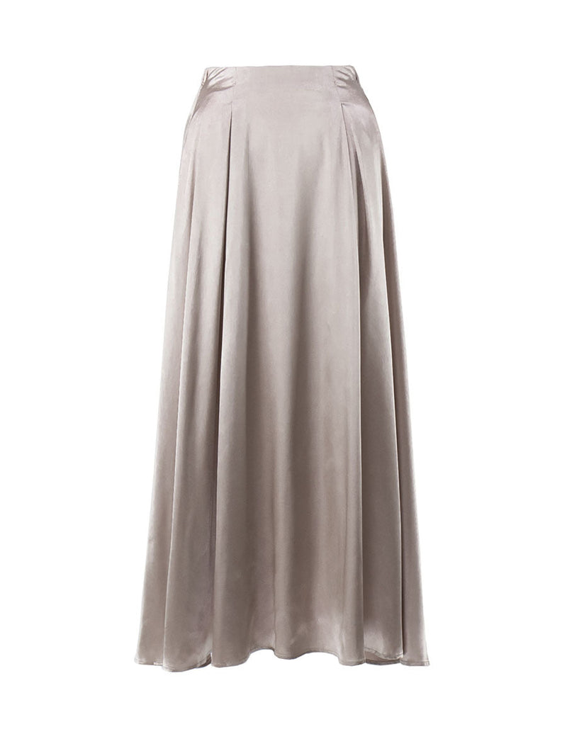 Sophisticated Garment with a Clean Classic Look